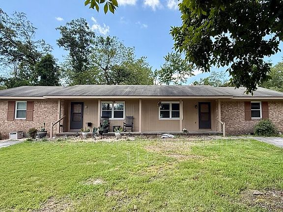 2nd image of 5080 Shoals Ln #5081