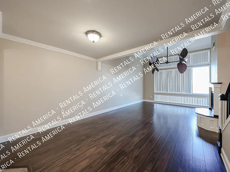 1701 E Colter St #456 — Photo 4
