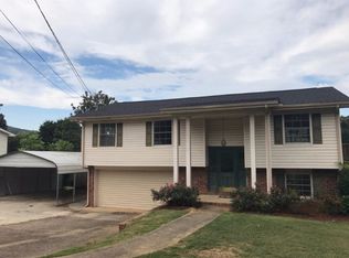 2015 Brookview Dr, Dalton, GA 30720