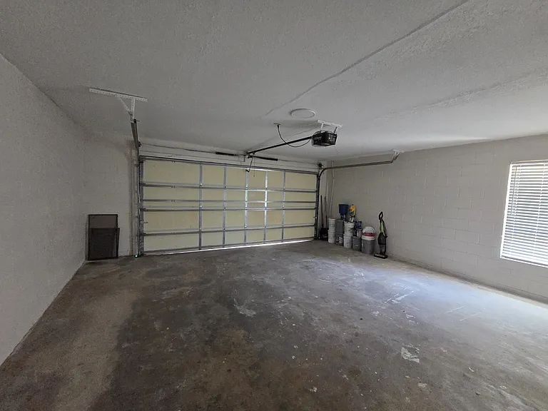 4560 Heritage Oak Dr — Photo 10