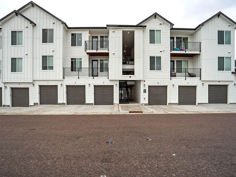 2232 Arikaree Hts #307 — Photo 37