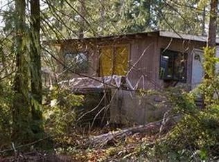 40 E Sherwood Hls S, Allyn, WA 98524