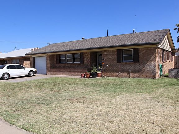 3rd image of 4314 Erie Dr