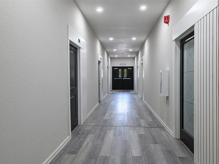 4705 Lyons Ave #2 — Photo 7