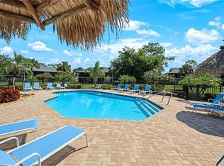 1228 Commonwealth Cir #O-203, Naples, FL 34116