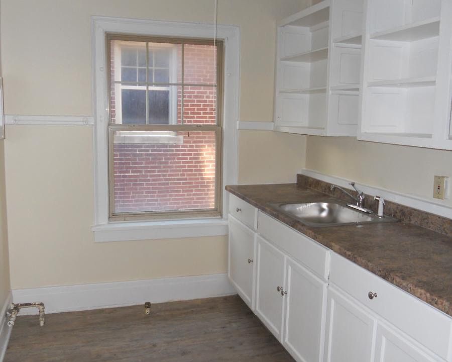 1st image of 217 Elmwood Ave APT 34