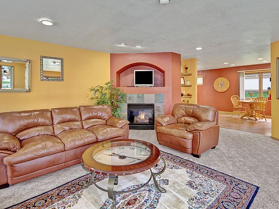 3rd image of 2237 E 56th Ave #2247-03