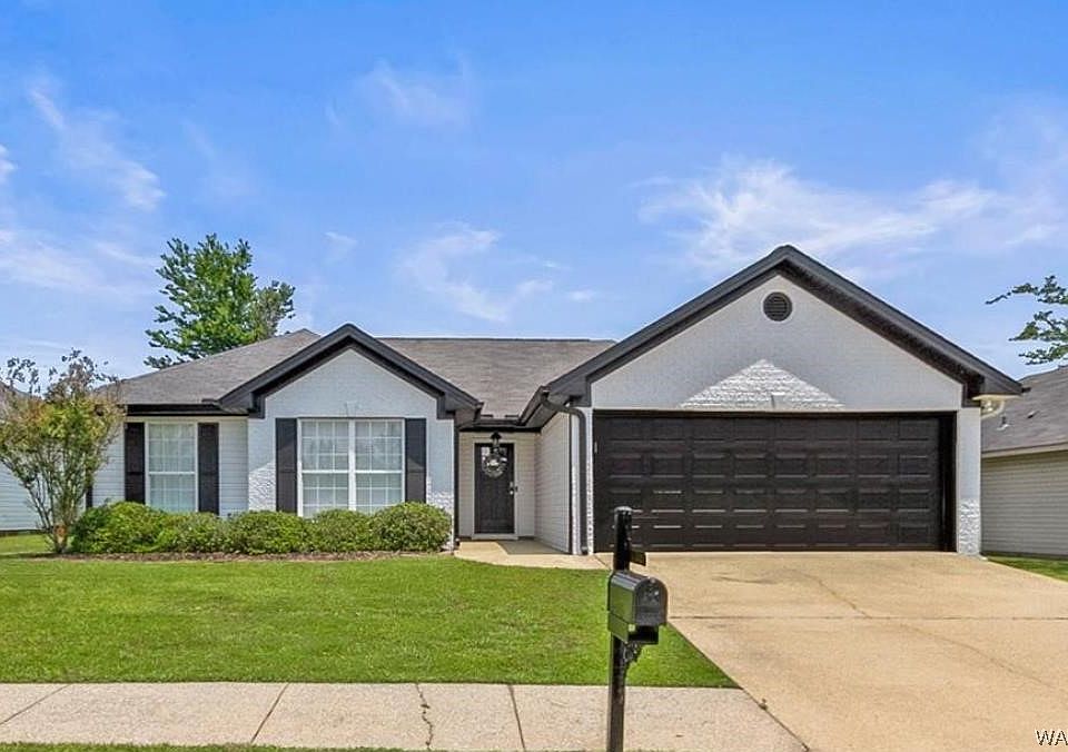 1st image of 5321 Cambridge Dr
