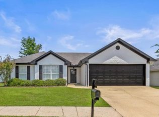 5321 Cambridge Dr, Northport, AL 35473