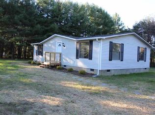 50 Rohrbaugh Ln, Stuarts Draft, VA 24477
