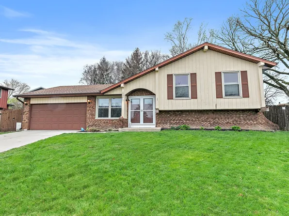 1994 Monday Dr, Elgin, IL 60123