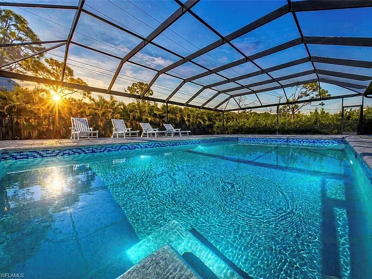 4600 Key Largo Ln — Photo 3