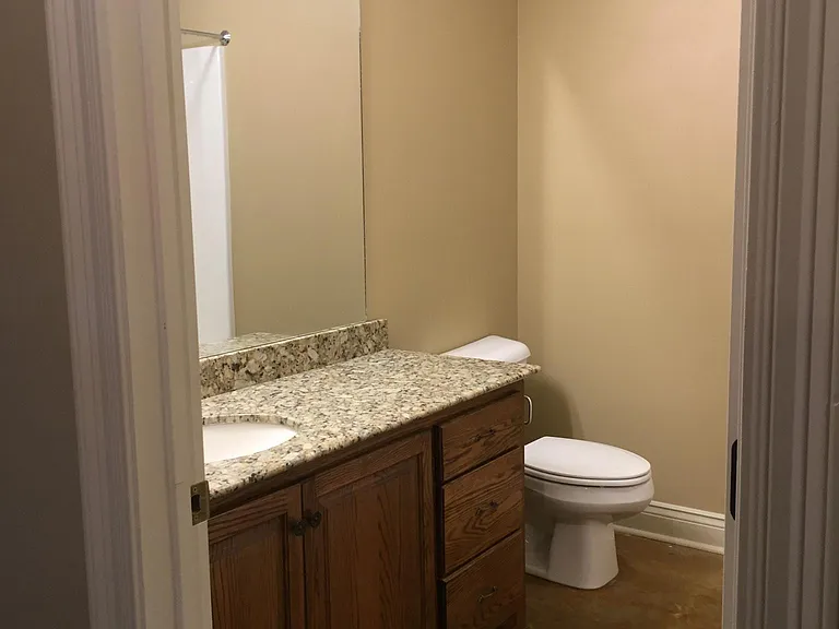 889 Topsy Rd — Photo 9