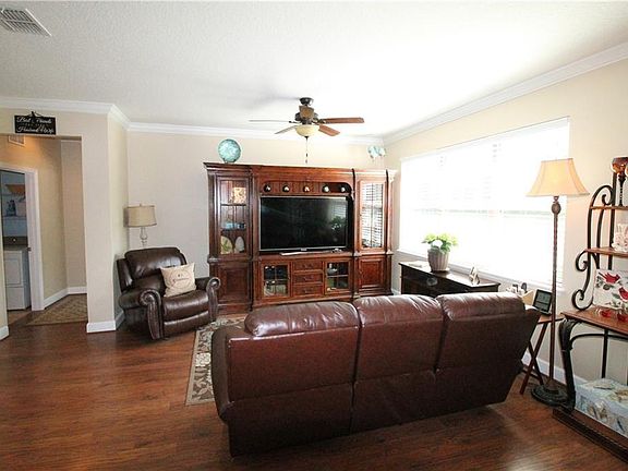 4th image of 535 Cortez Dr