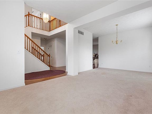 4th image of 6454 Tanfield Ct