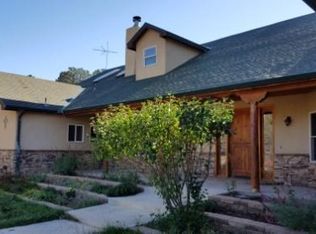 36 Meadow Ln, Tijeras, NM 87059