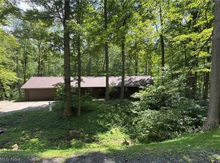 14759 Hillbrook Ln N, Chagrin Falls, OH