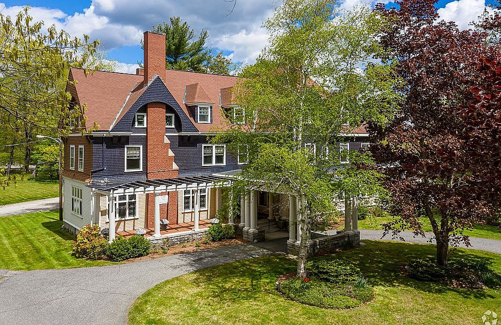120 Hill St, Northbridge, MA 01534 | Zillow