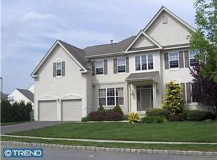 3 Palomino Dr, Marlton, NJ 08053