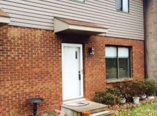 204 Walker Dr, Dunbar, WV