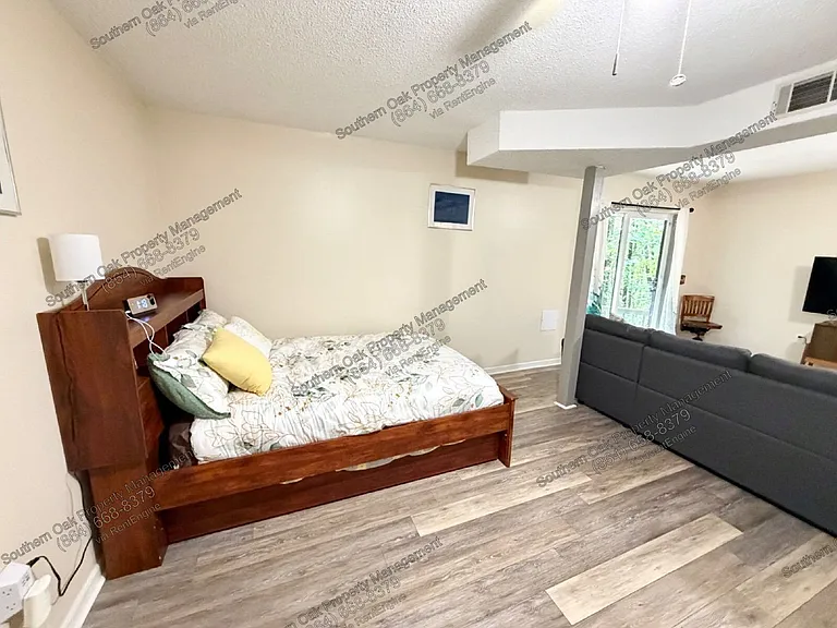 11 Mizzen Ln — Photo 12