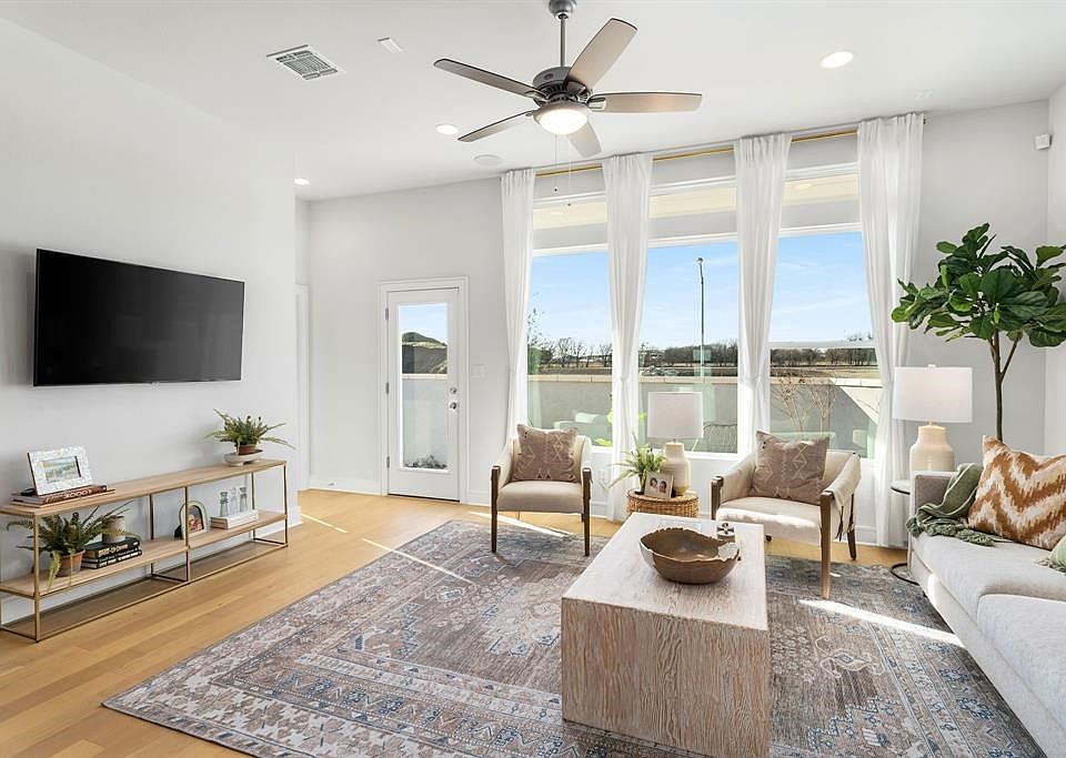 1st image of 2200 Grenache Dr