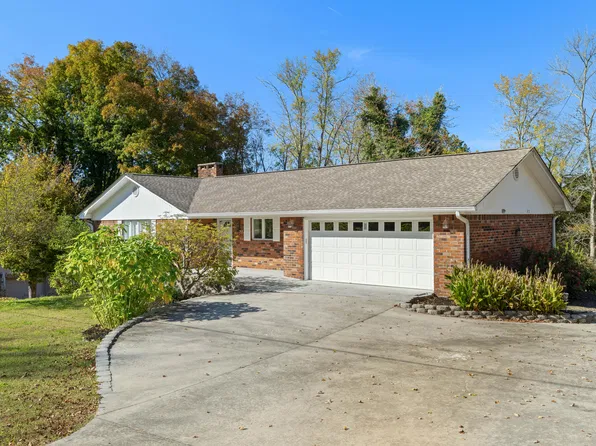2301 Interlackin Cir NW, Cleveland, TN 37312