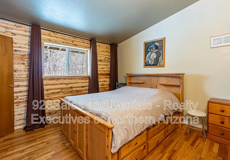2304 N Talkington Dr — Photo 20