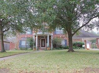 743 Olde Oak Dr, Dickinson, TX 77539