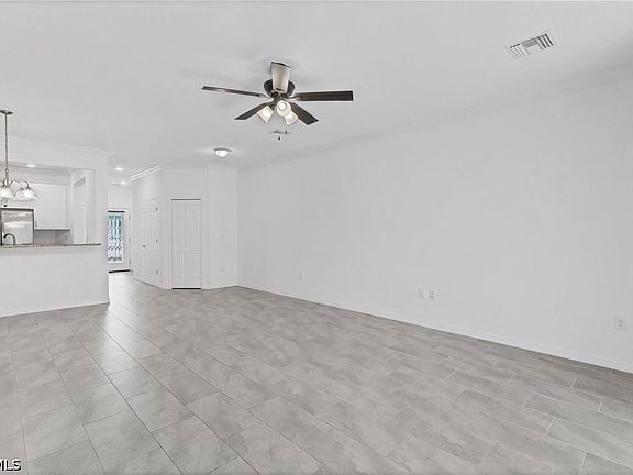 4th image of 12062 Via Lighthouse Ln