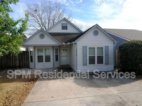 1174 Shipyard Blvd, Wilmington, NC 28412