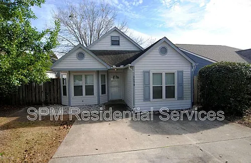 1174 Shipyard Blvd Photo 1