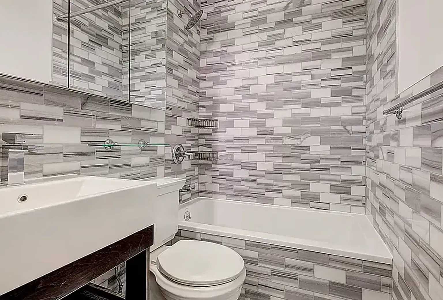 410 East 13th Street — Photo 3