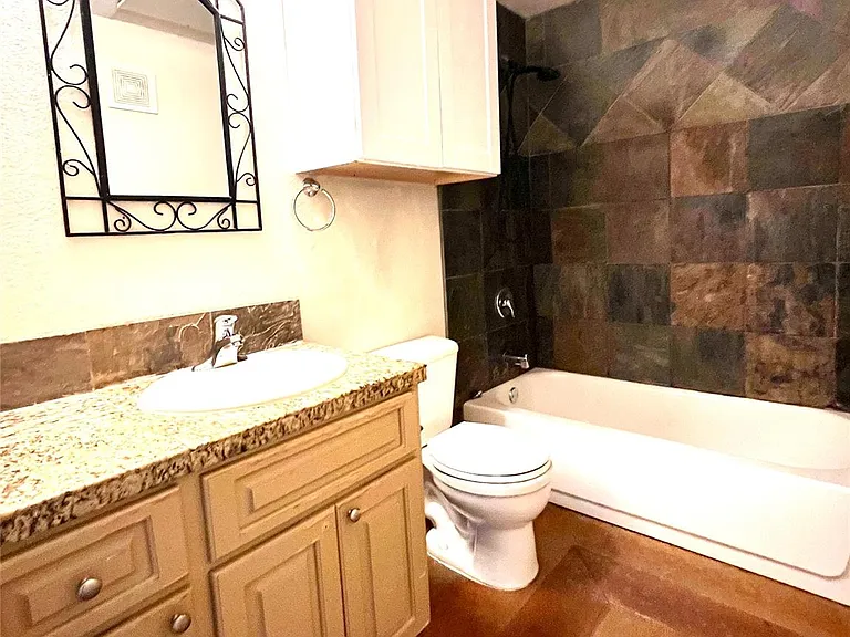 2106 Cullen Ave #112 — Photo 11
