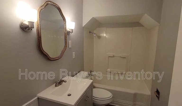 236 Hilton Ave — Photo 5