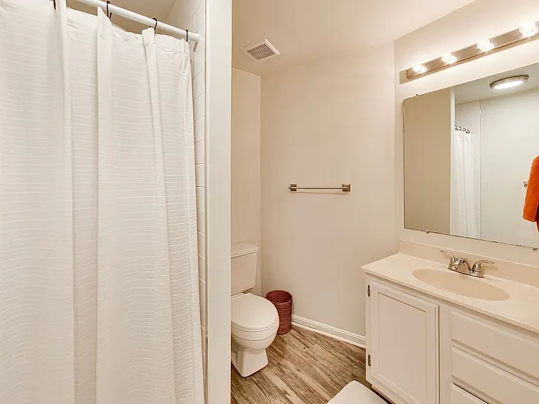 11910 Crosswind Ct — Photo 25