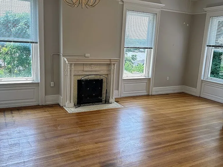 254 N Allegheny St — Photo 28