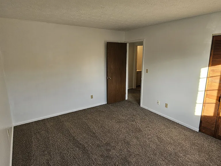7409 West Blvd #4 — Photo 4