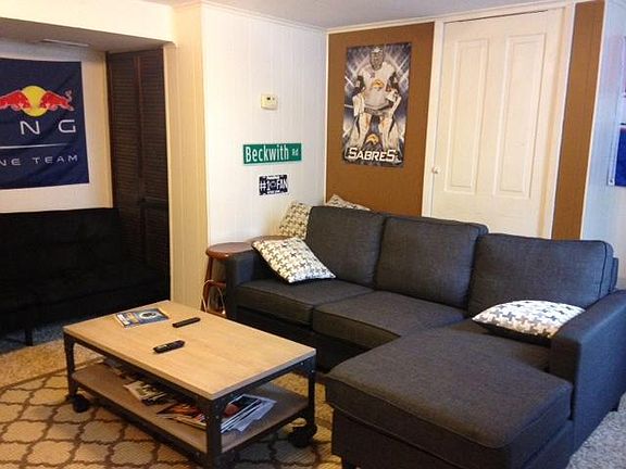 Enter Large LivingRoom w/small Coat Closet