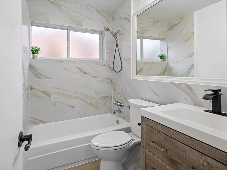 4514 NW 49th Dr — Photo 14