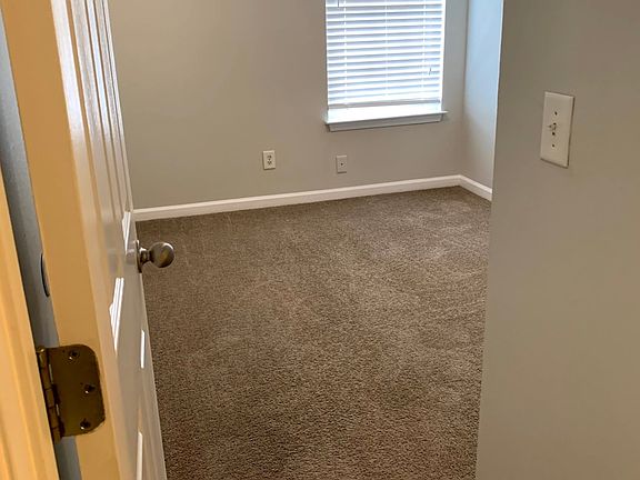 5th image of 6023 Cullen Dr
