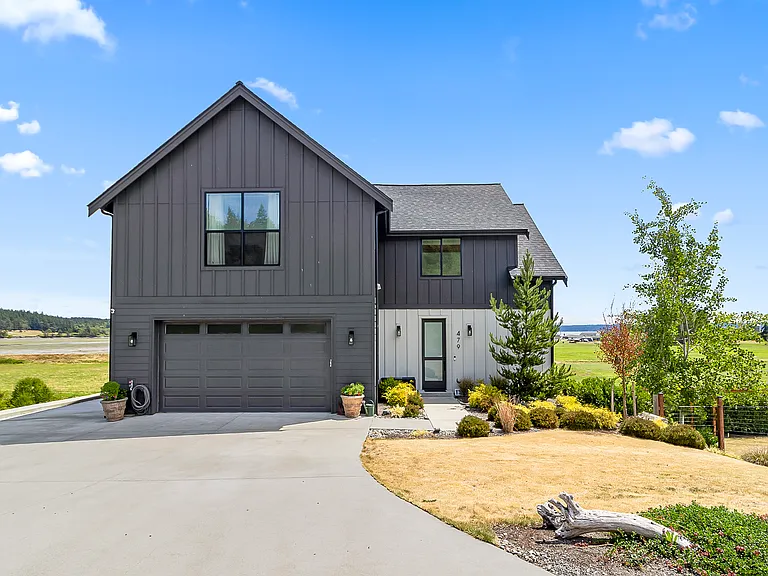479 Lehman Dr — Photo 2