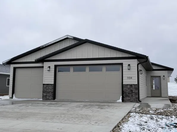 1104 S 6th Ave, Rock Rapids, IA 51246