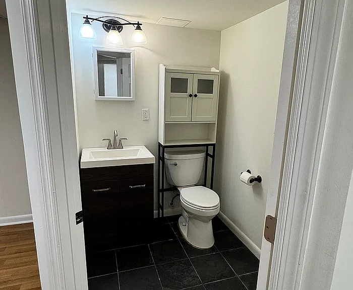 1500 Aldeney Ave — Photo 12