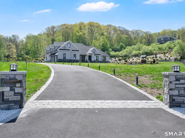 99 Mesa Drive, Bethany, CT 06524