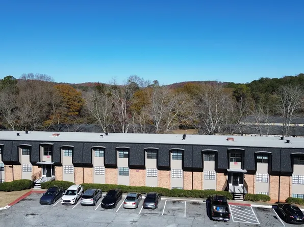 375 Winding River Dr, Sandy Springs, GA 30350