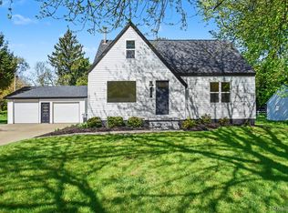 217 Jefferson St, Vassar, MI 48768
