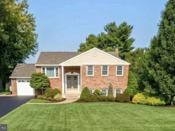26 Heather Rd, Churchville, PA 18966