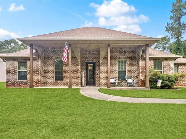 73533 Fairway Dr, Abita Springs, LA 70420