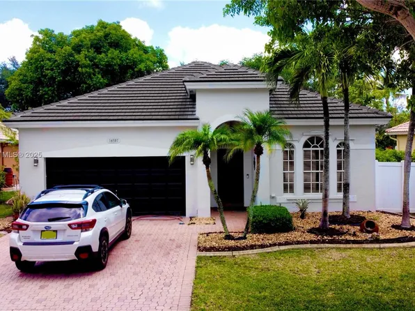 16597 SW 1st St, Pembroke Pines, FL 33027